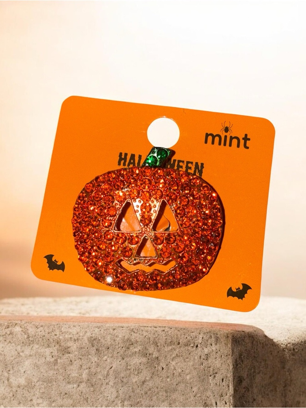 Mint Orange Sparkling Jack-O'-Lantern Brooch